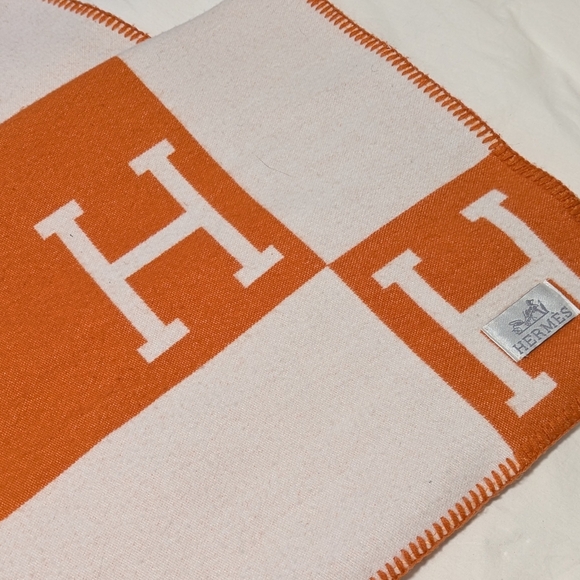 H Throw Blanket - Picture 7 of 8